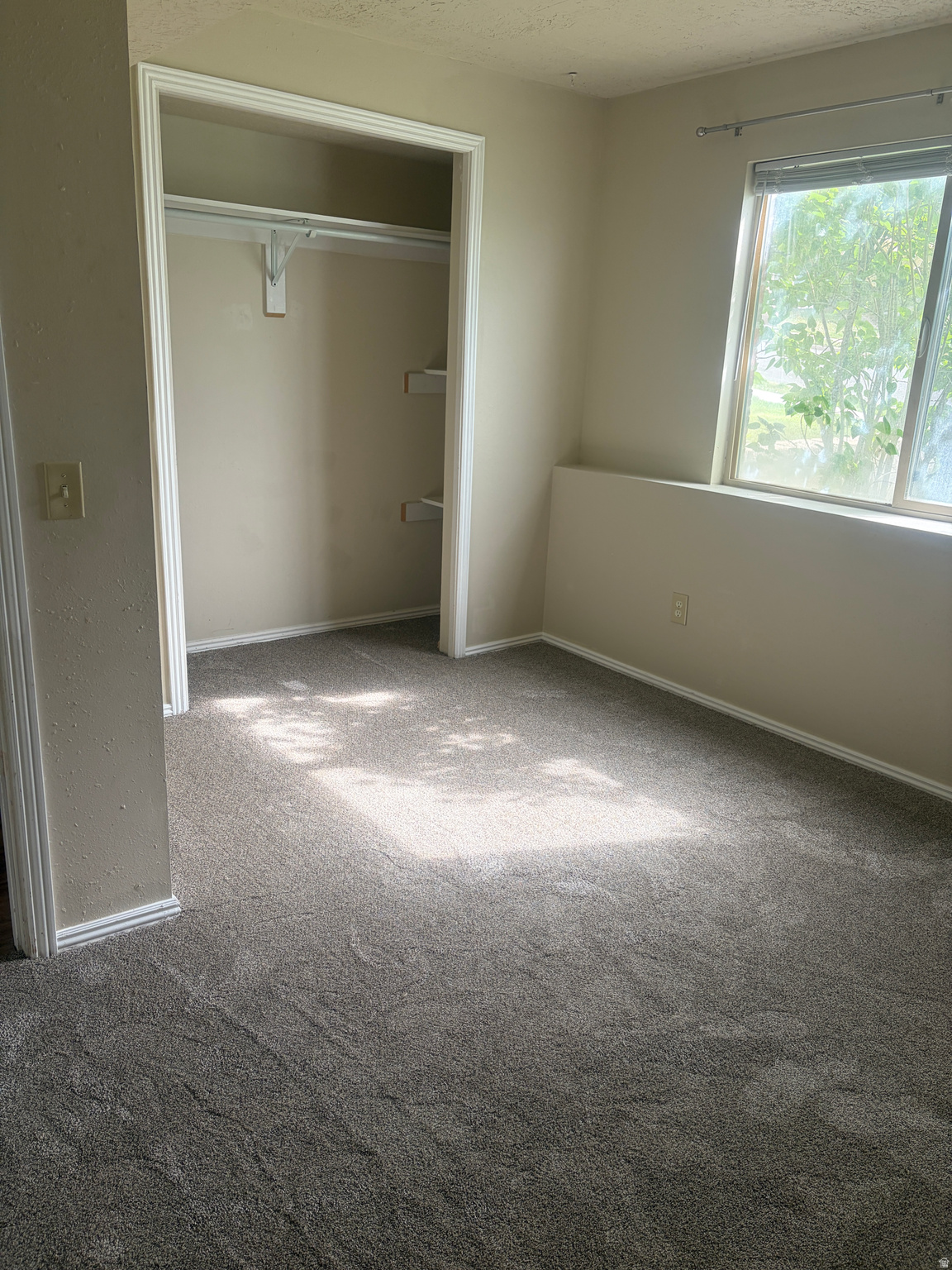 VALLEY HI - Residential