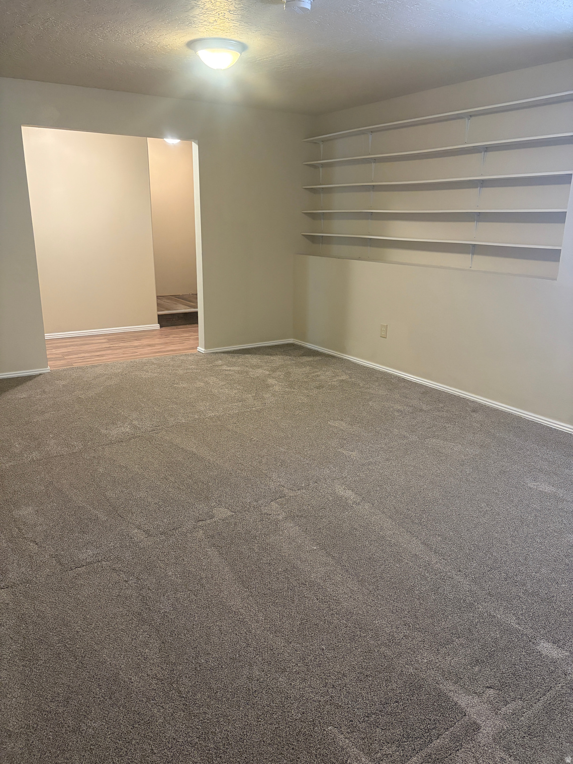 VALLEY HI - Residential