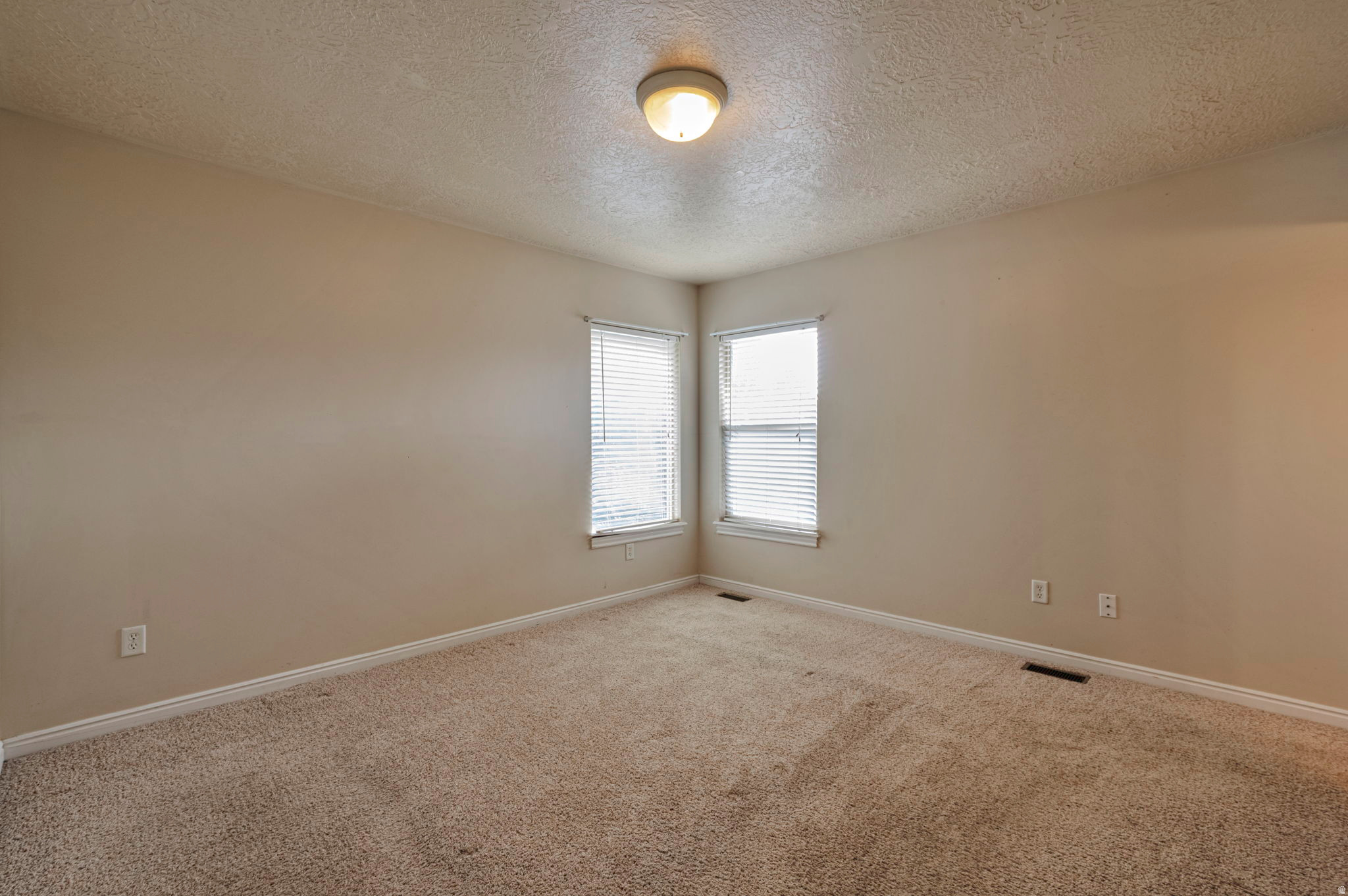 VALLEY HI - Residential