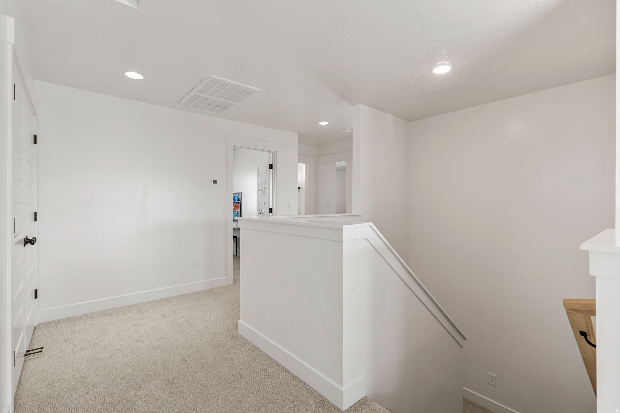 WHITE HILLS - Residential