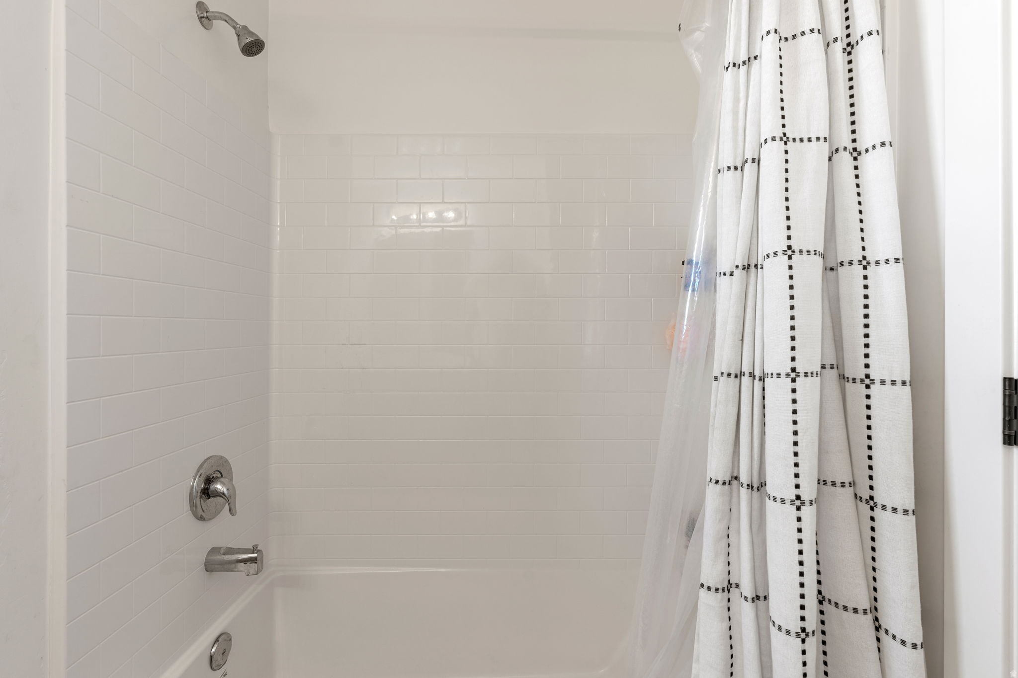 WHITE HILLS - Residential