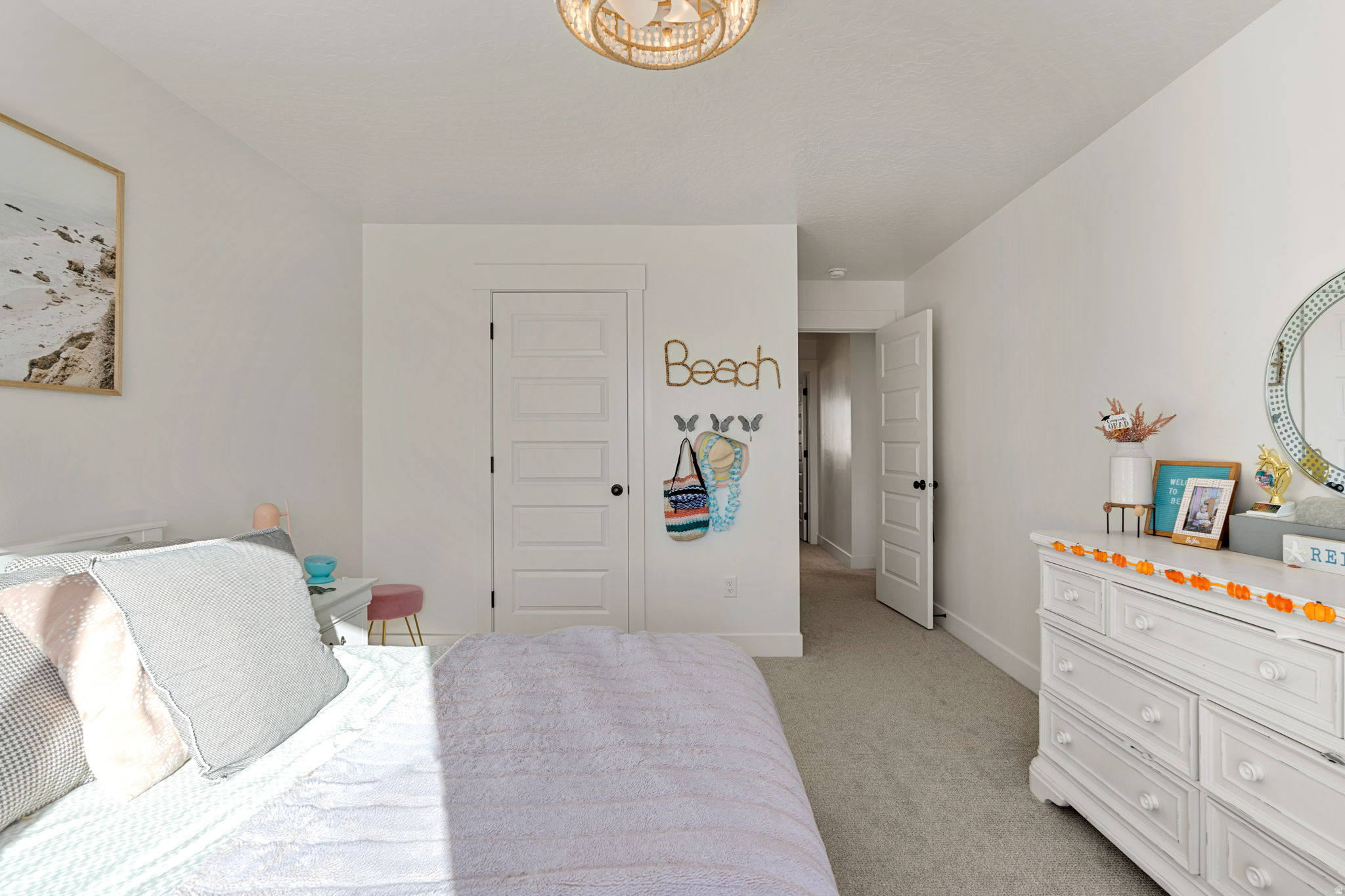 WHITE HILLS - Residential