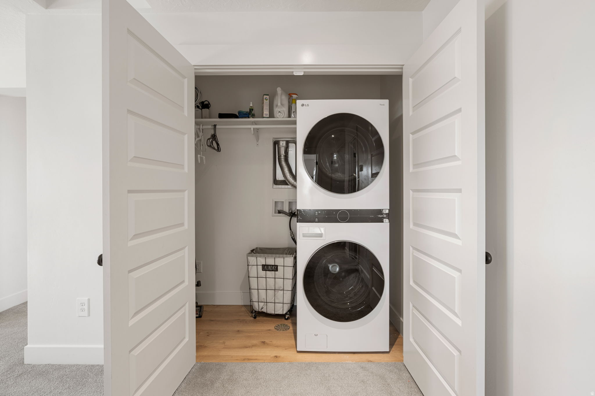 WHITE HILLS - Residential