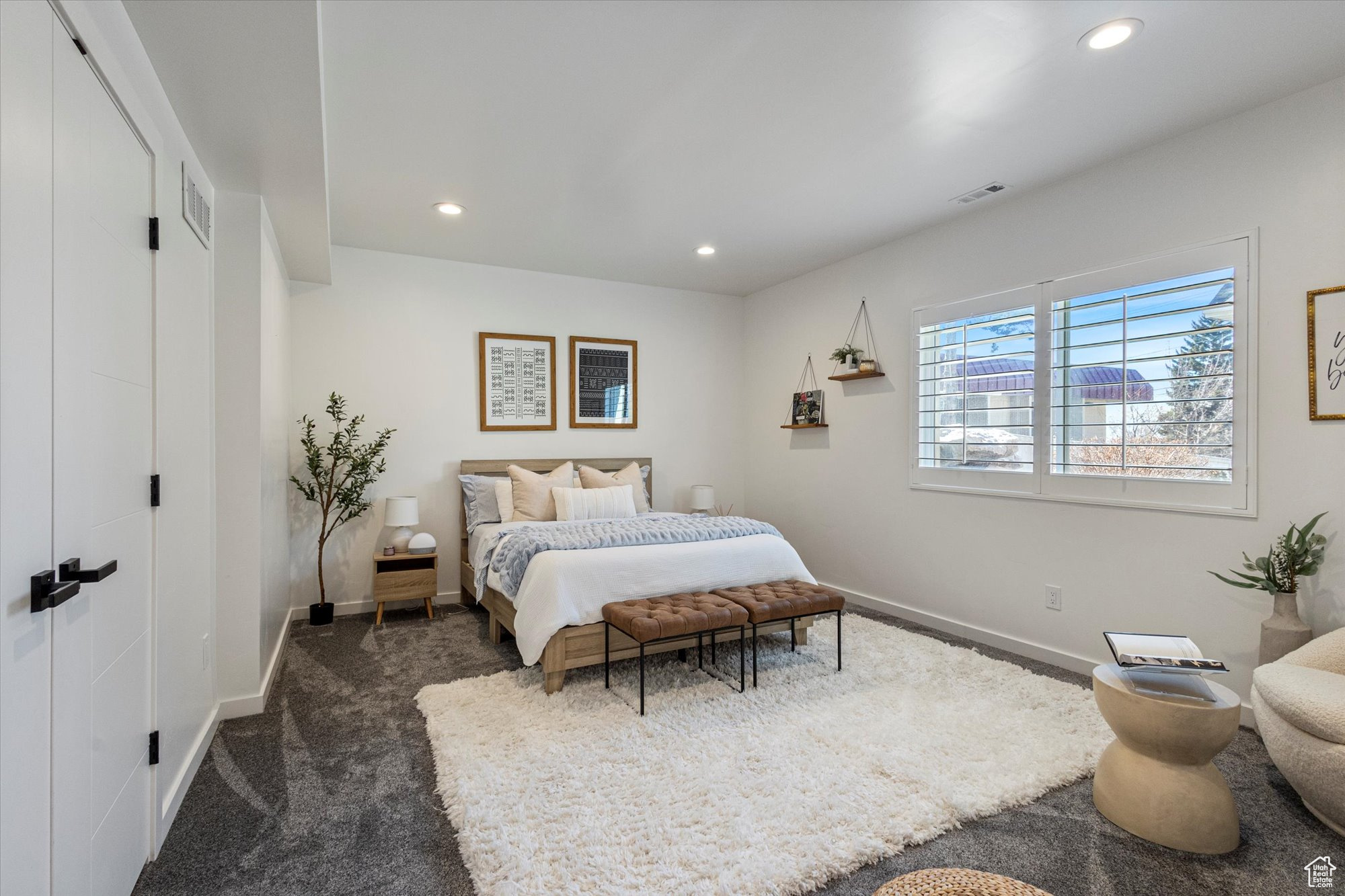 JOHN HOLLADAY COURT - Residential