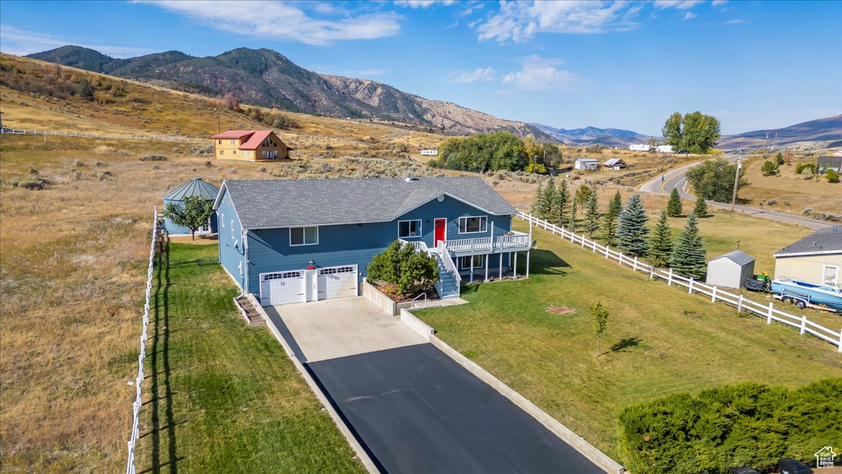 THUNDER CANYON ESTATES - Residential