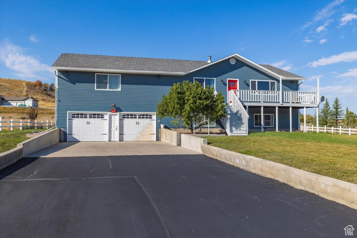 THUNDER CANYON ESTATES - Residential