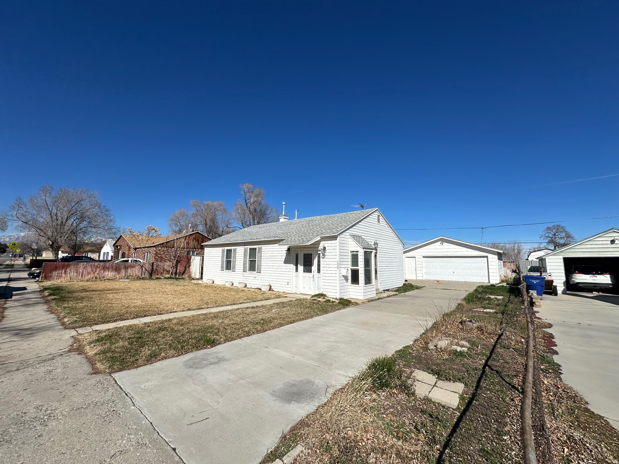 KEARNS TOWNSITE - Residential