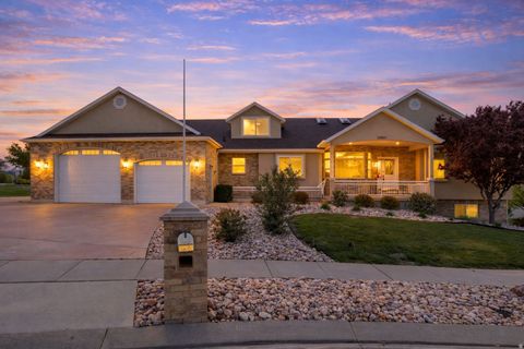 Photo of 13920 CROMWELL LN, Draper, UT 84020 (MLS # 2149747)