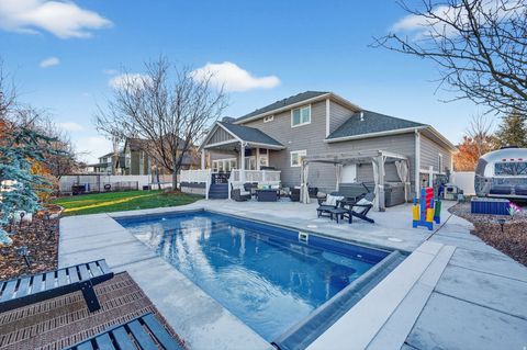 Tiny photo for 84 N 3225 W, Layton, UT 84041 (MLS # 2124676)