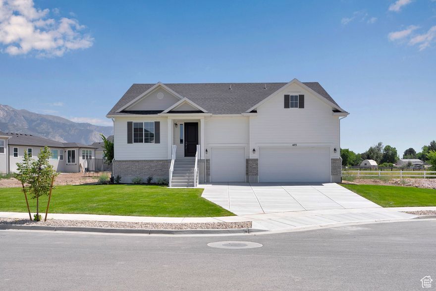***CONTRACT ON THIS HOME TODAY AND QUALIFY FOR A 7/6 ARM CONV RATE AS LOW AS 3.999% OR 30-YR FIXED FHA/VA RATE AS LOW AS 4.500% AT NO COST TO THE BUYER. Restrictions Apply: Contact Us for More Information*** | As you step inside, you are greeted by an open concept living area with high ceilings. Designed for entertaining, the ranch-style Dearborn plan boasts a formal dining room, an expansive great room and a well-appointed kitchen with a walk-in pantry, center island, breakfast nook and gourmet features. An unfinished basement for future rec room, bedroom and bathroom. Other highlights include a 3-car garage, central laundry and lavish primary suite featuring an oversized walk-in closet and private bath