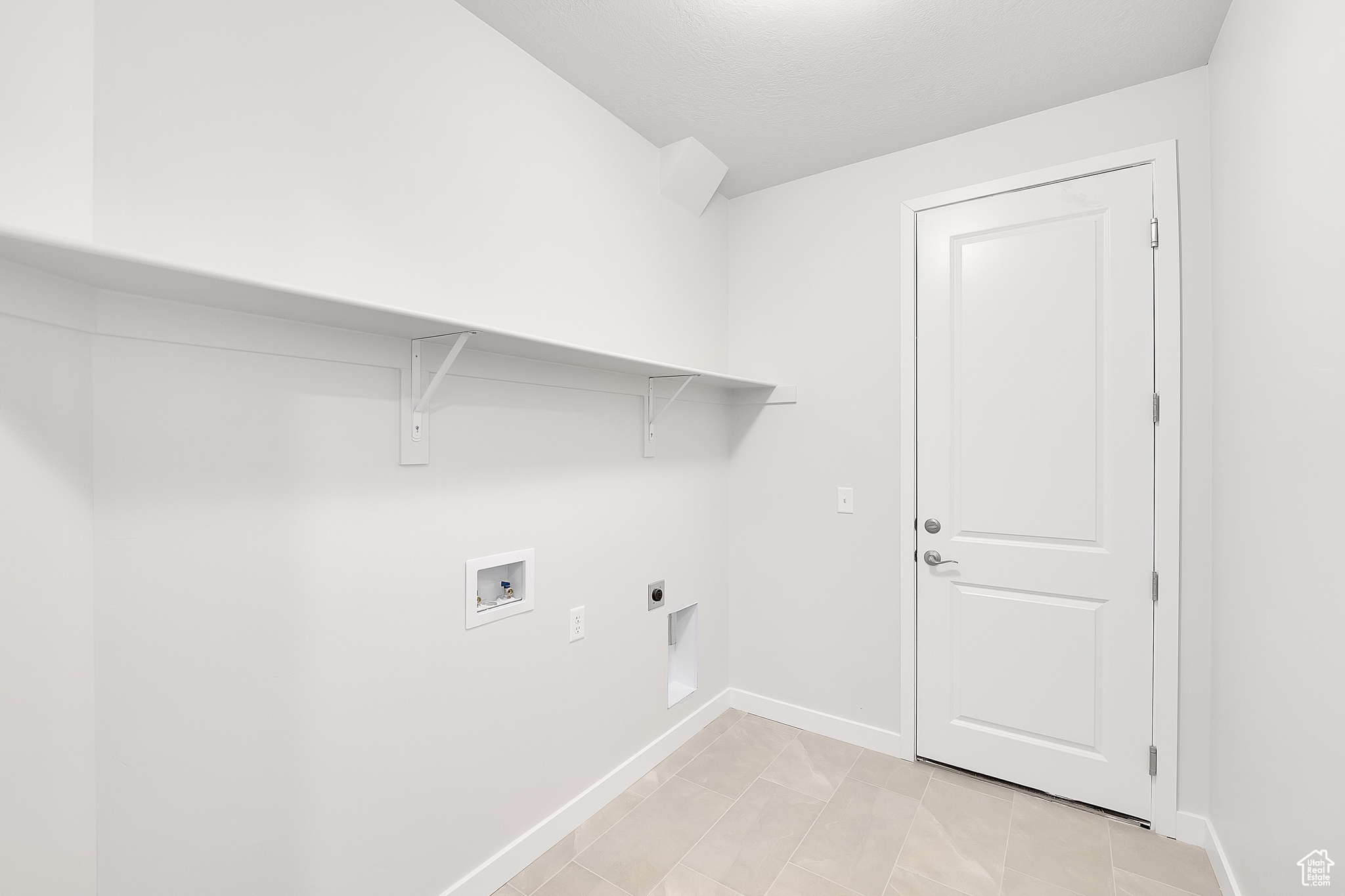 ASHLAR COVE - Residential