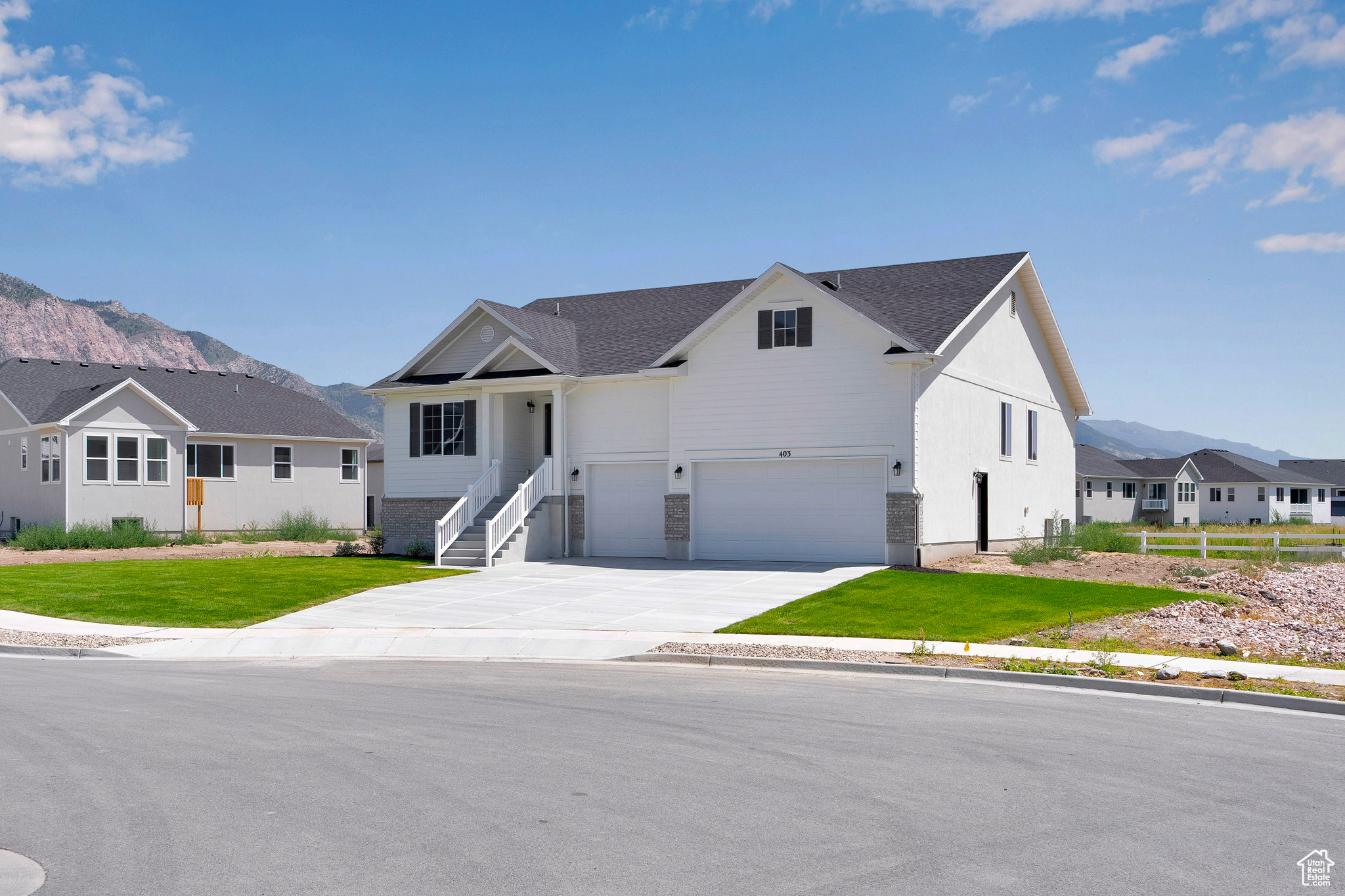ASHLAR COVE - Residential