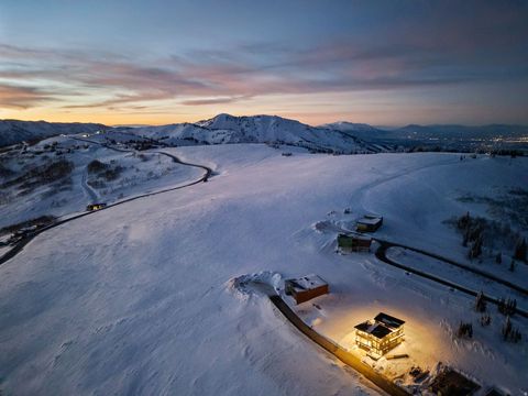 Tiny photo for 8526 E OVERLOOK DR, Eden, UT 84310 (MLS # 2130311)