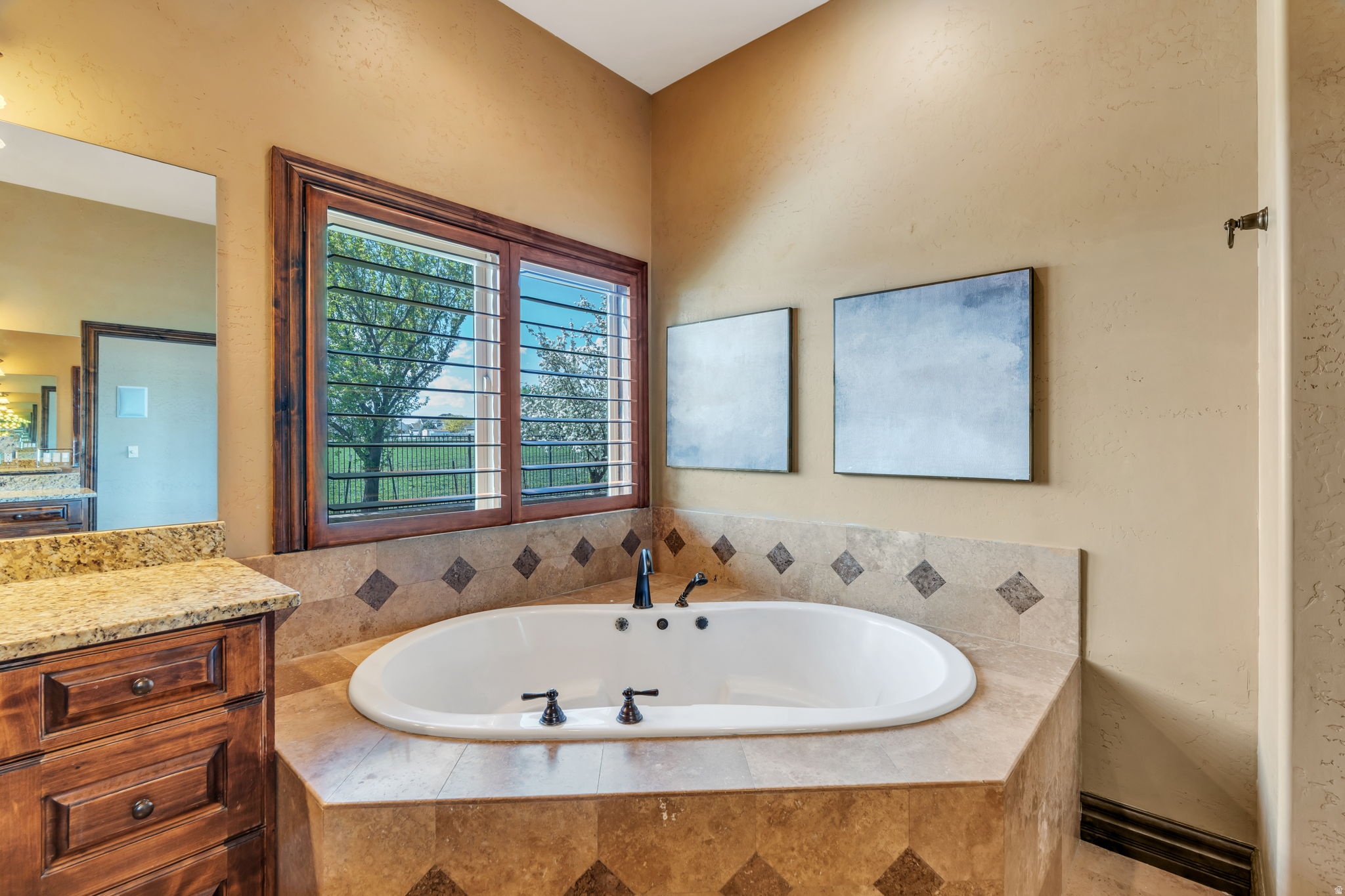 BRYTON ESTATES - Residential