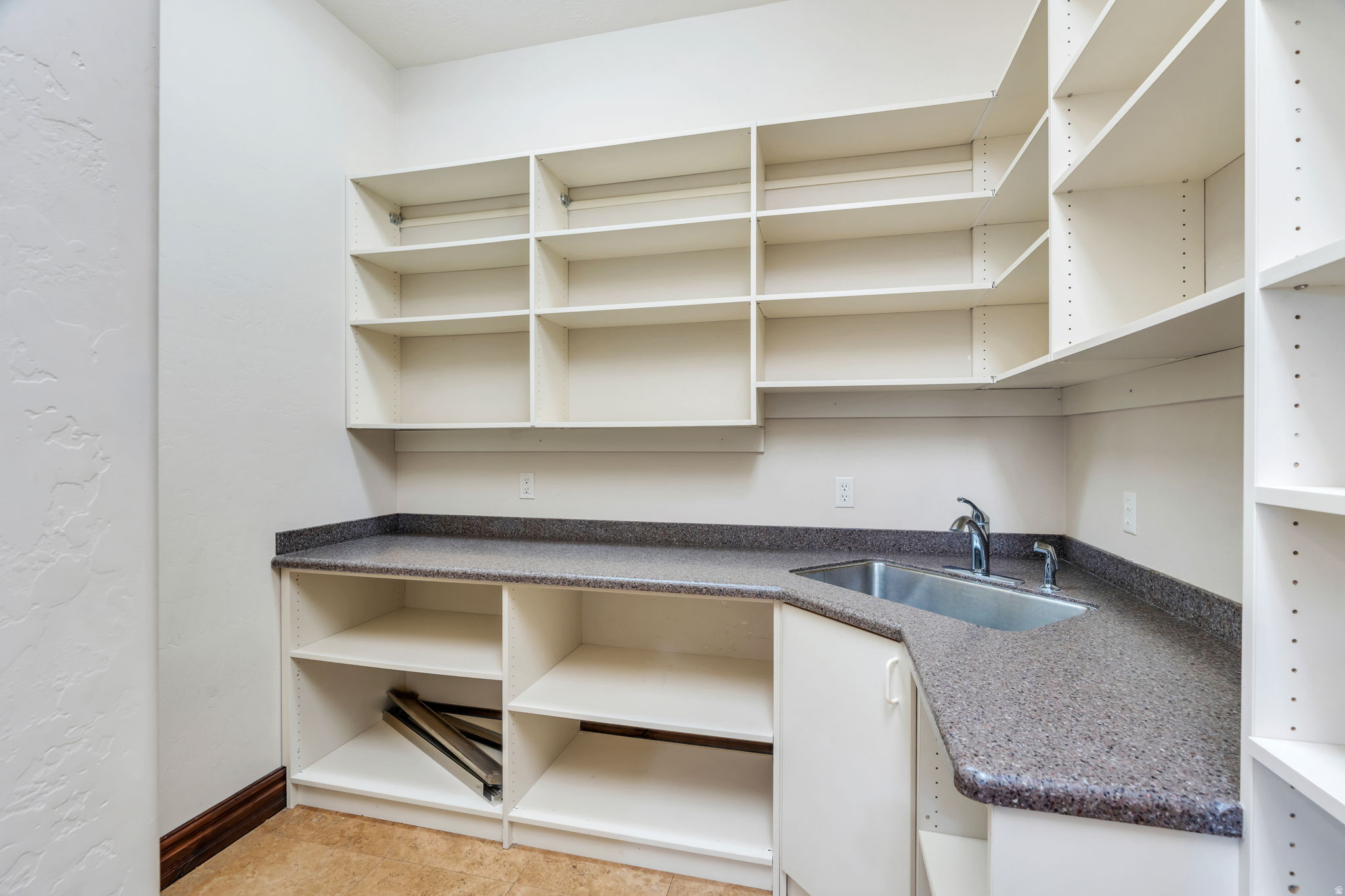 BRYTON ESTATES - Residential