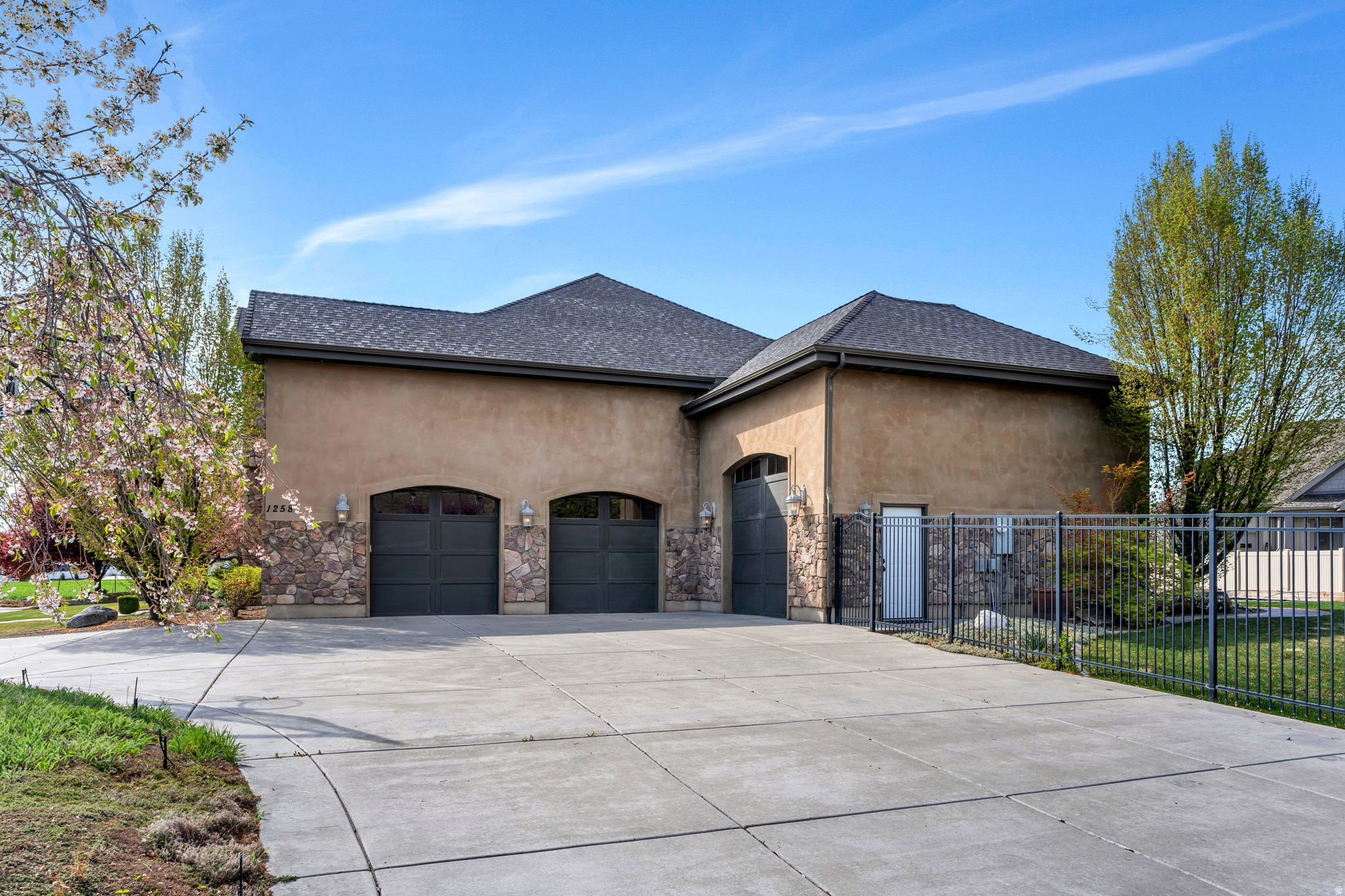 BRYTON ESTATES - Residential