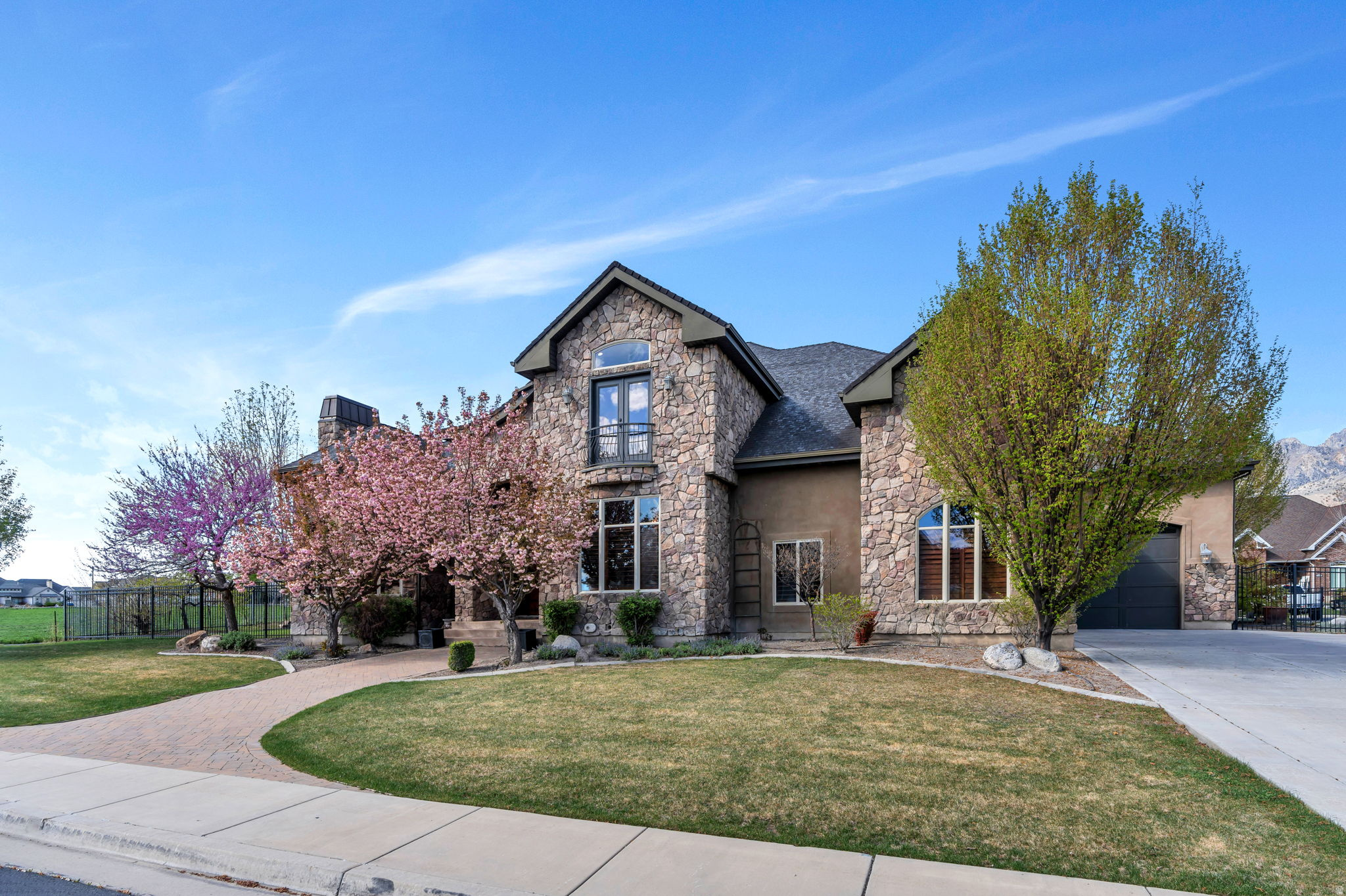 BRYTON ESTATES - Residential