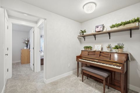 Tiny photo for 638 E CANYON RIM RD, Smithfield, UT 84335 (MLS # 2147110)