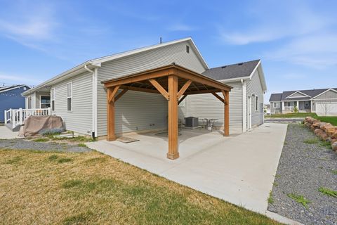 Tiny photo for 638 E CANYON RIM RD, Smithfield, UT 84335 (MLS # 2147110)