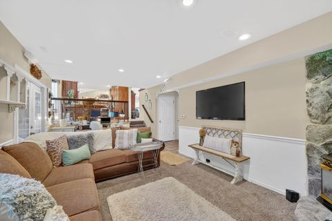 Tiny photo for 6621 S 1540 E, Uintah, UT 84405 (MLS # 2156319)