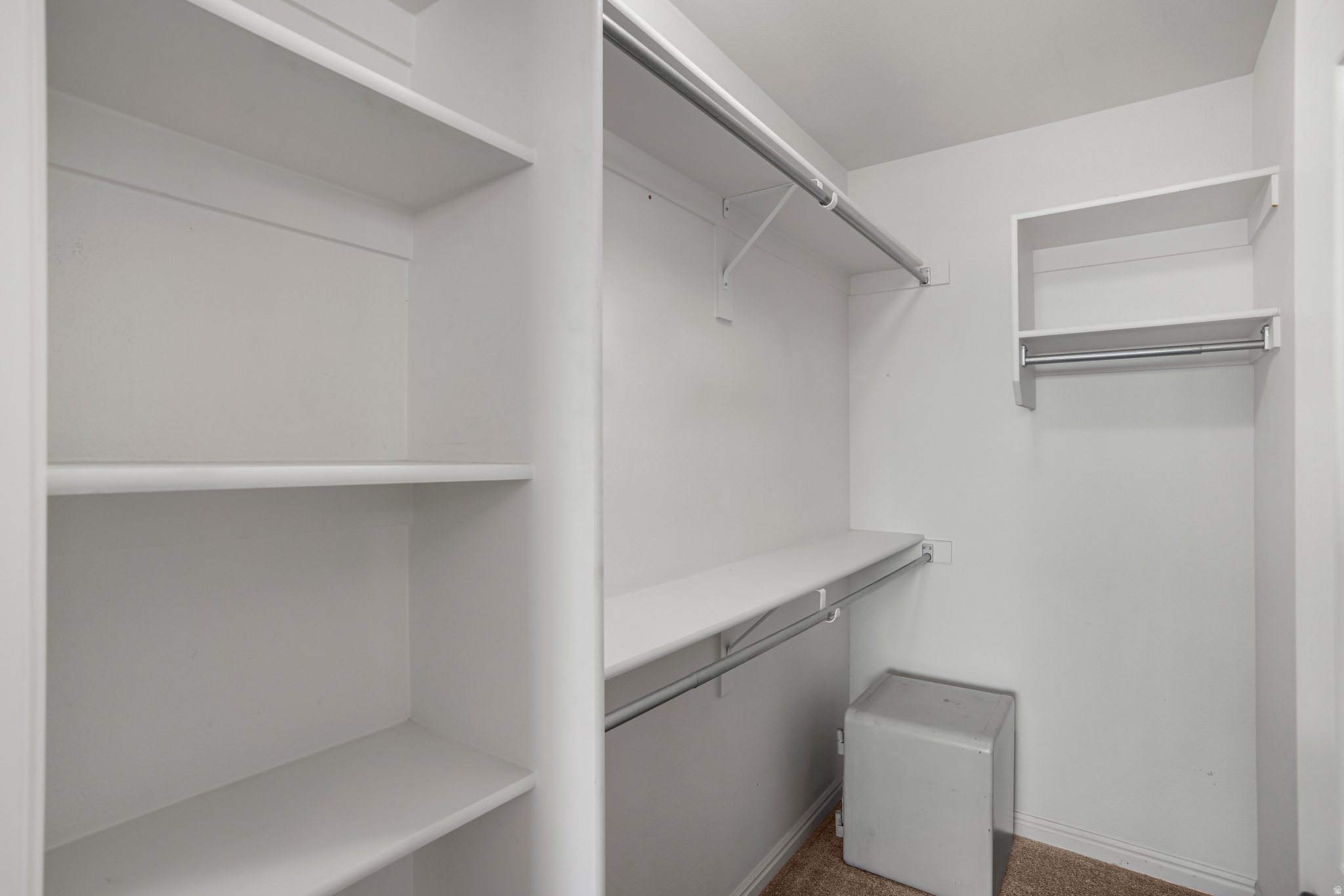 SHADOW CANYON - Residential