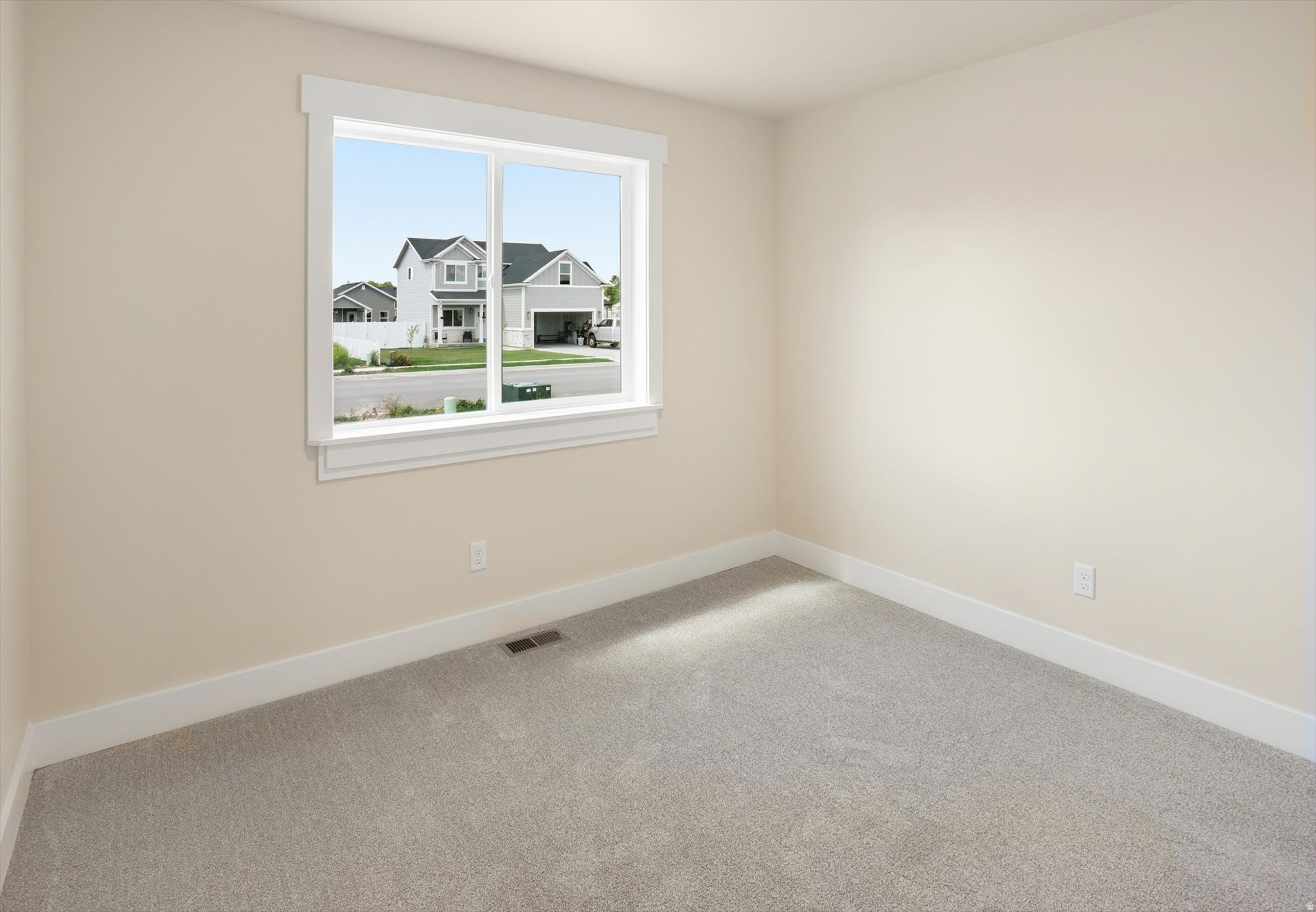 EASTSIDE - Residential
