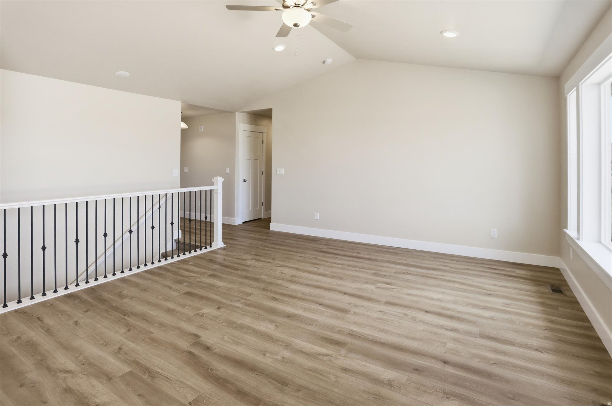 EASTSIDE - Residential