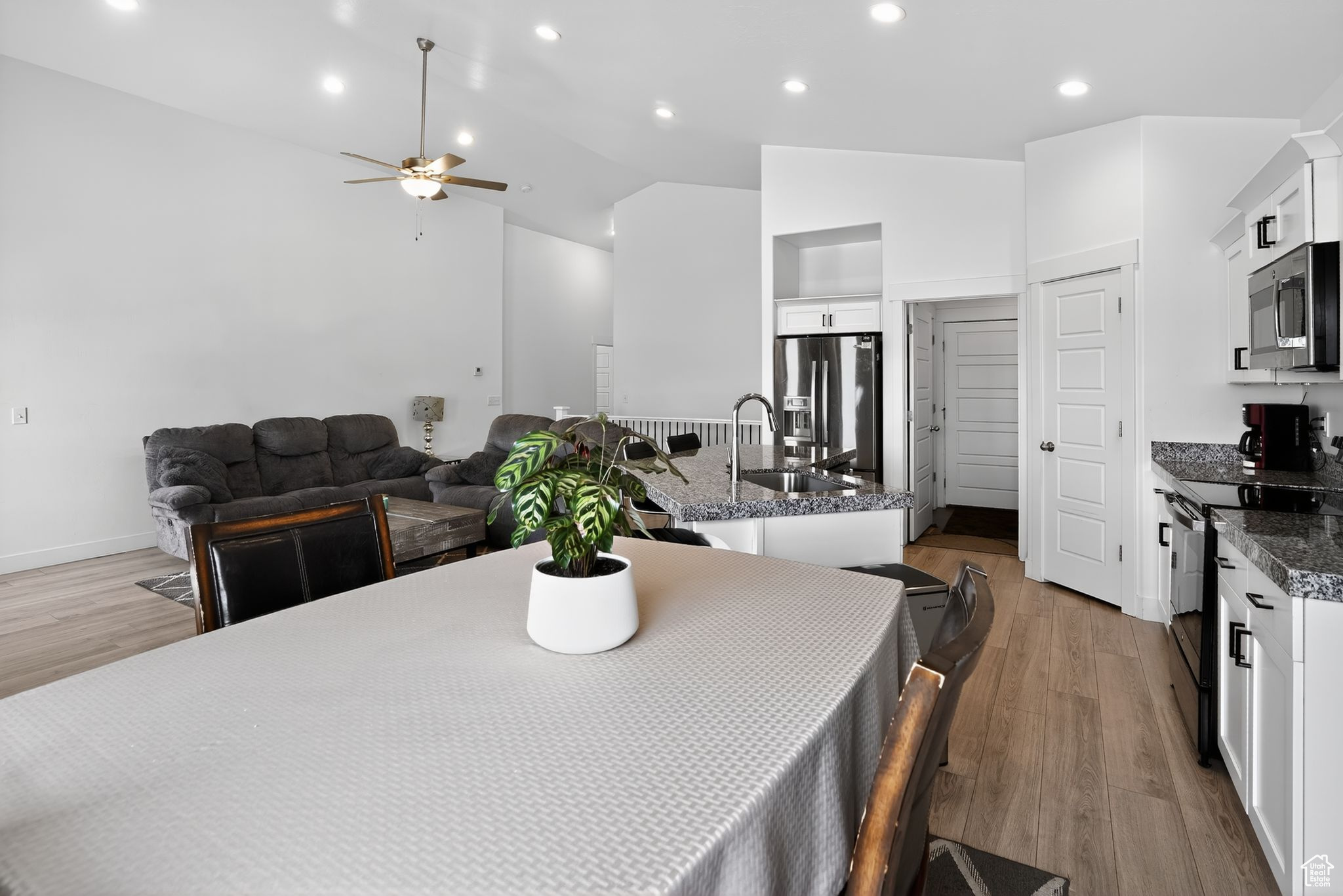 SILVERLAKE - Residential