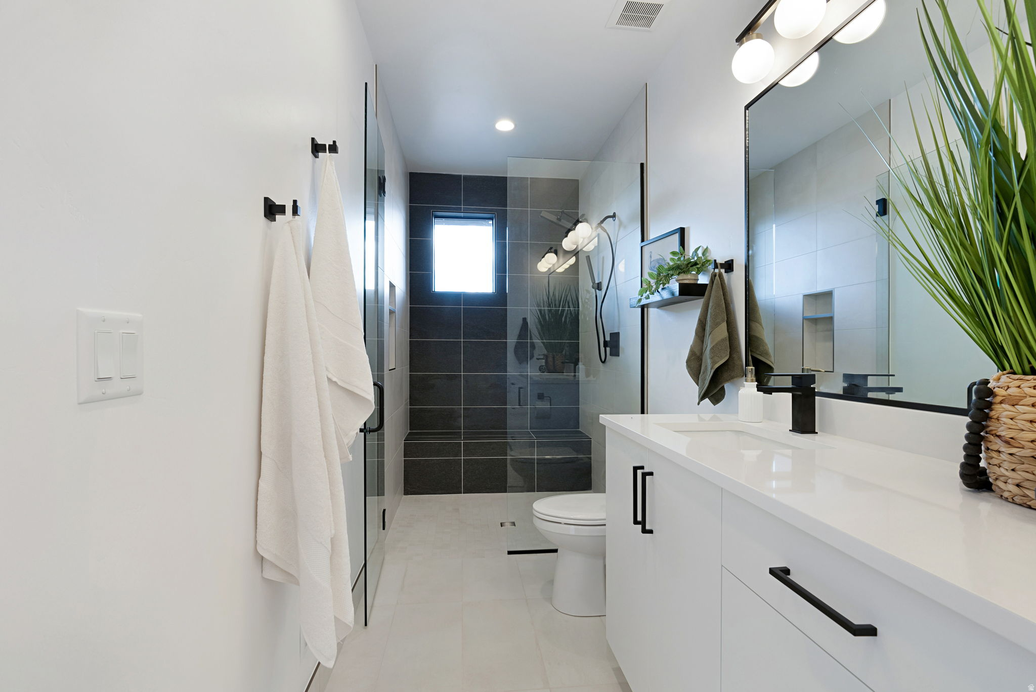 THE KIVAS AT CATORI CANYON - Residential