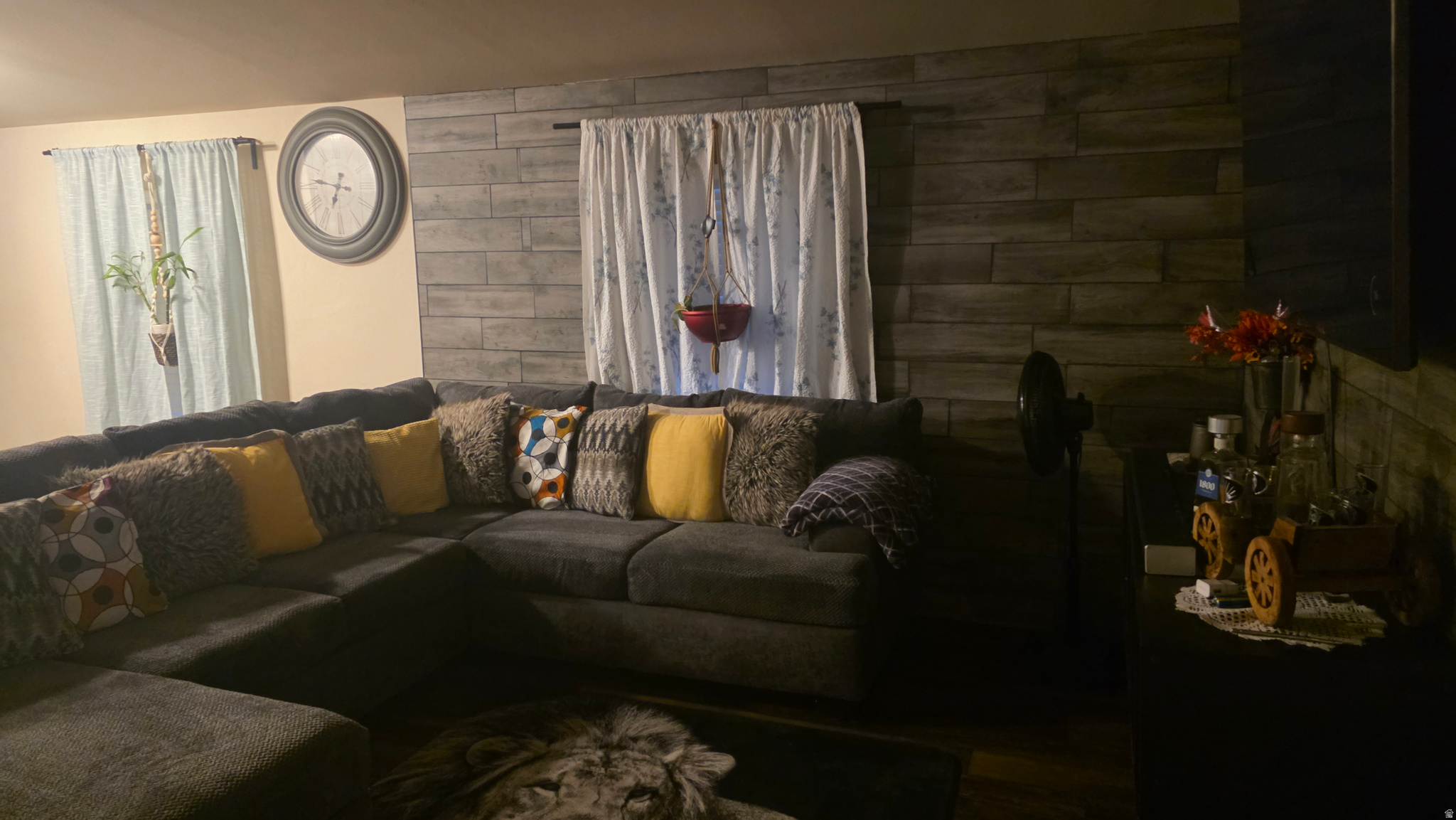 RIVERSIDE COMMUNITY - Residential