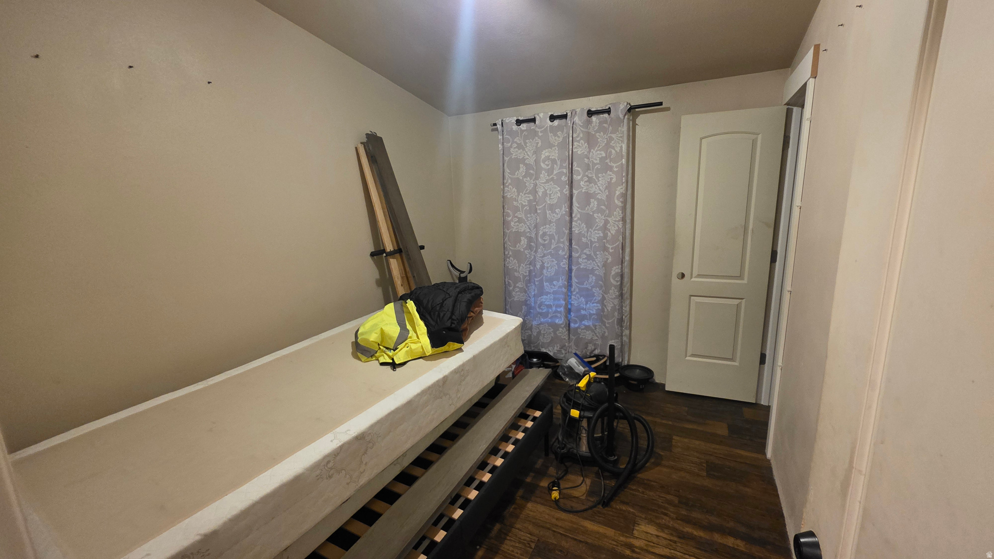 RIVERSIDE COMMUNITY - Residential