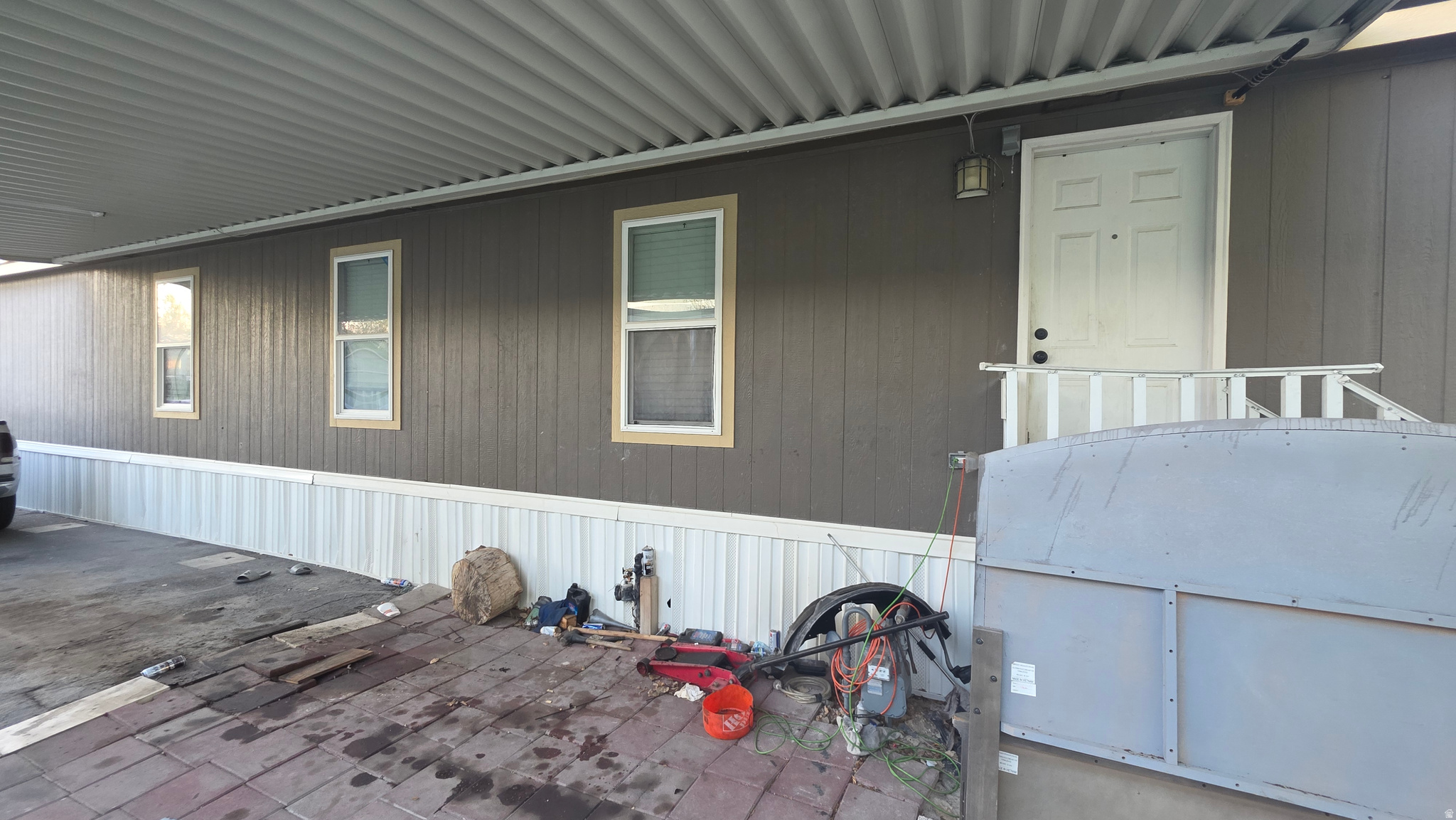 RIVERSIDE COMMUNITY - Residential