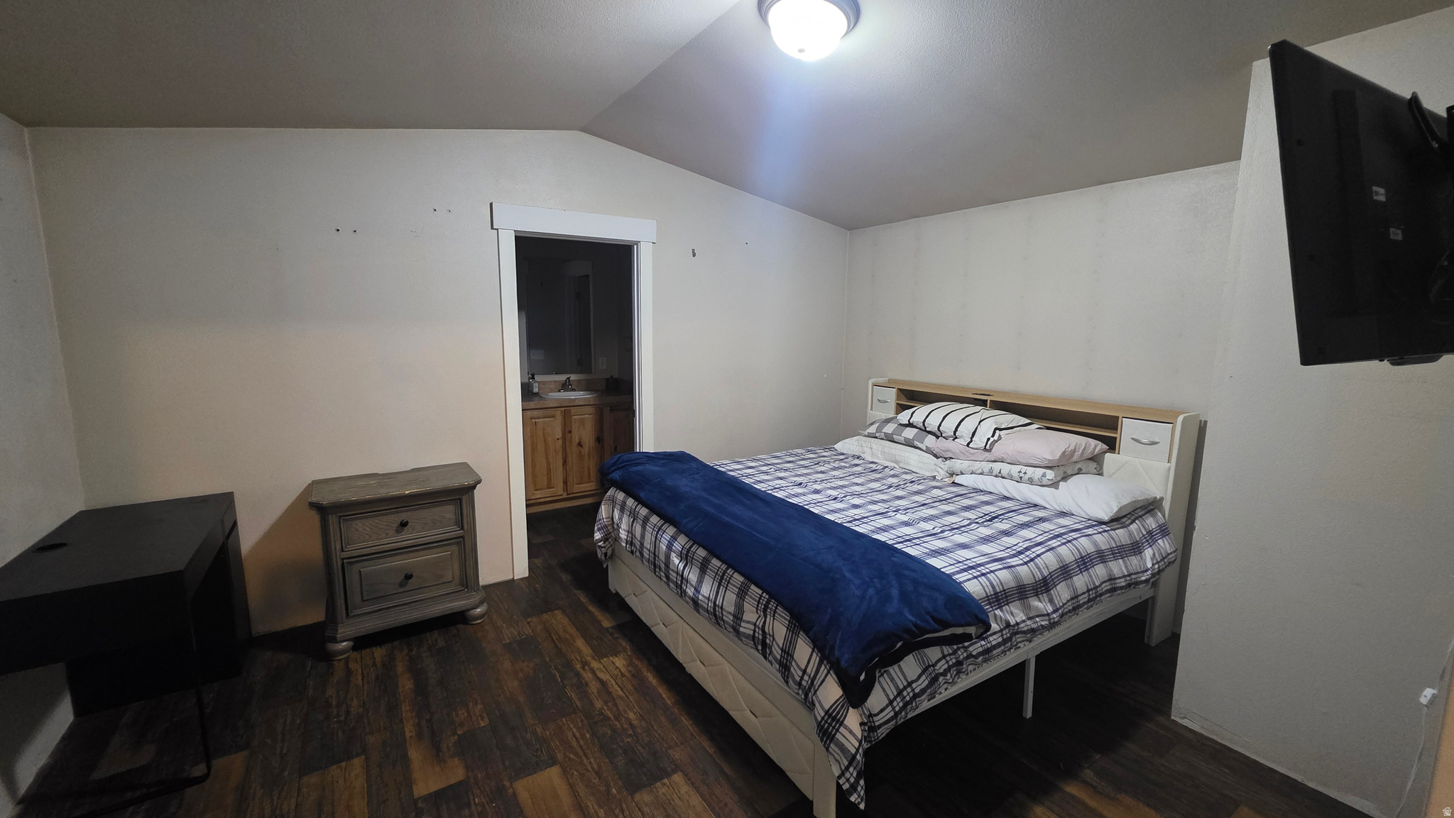 RIVERSIDE COMMUNITY - Residential