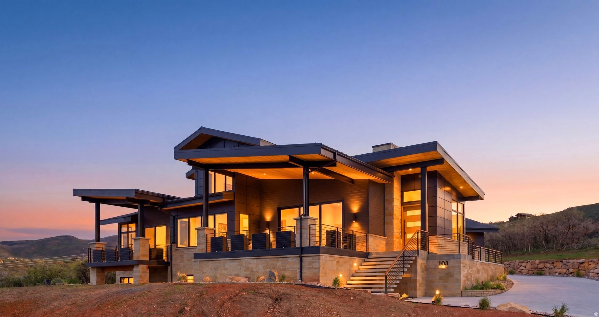 HIDEOUT CANYON - Residential