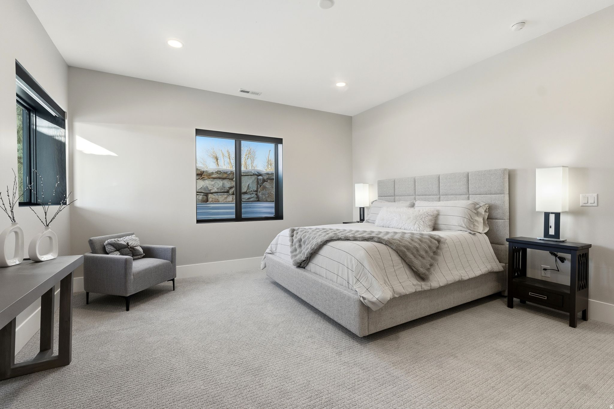 HIDEOUT CANYON - Residential