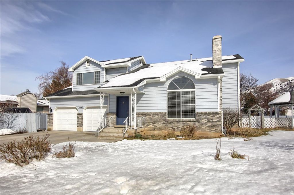 Photo of 1147 EASTRIDGE DR, Logan, UT 84321 (MLS # 2139189)