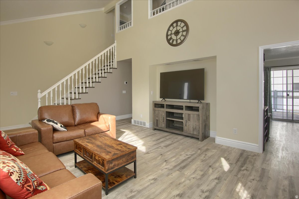 MOUNT LOGAN - Residential