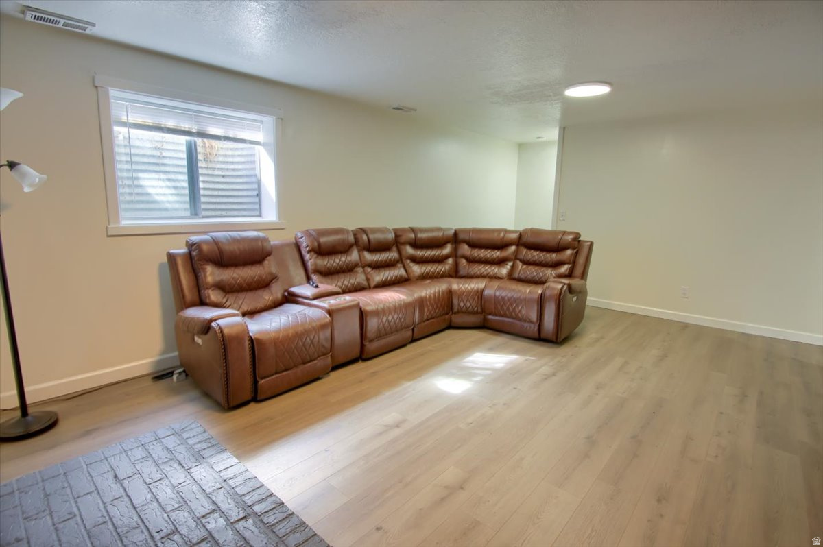 MOUNT LOGAN - Residential