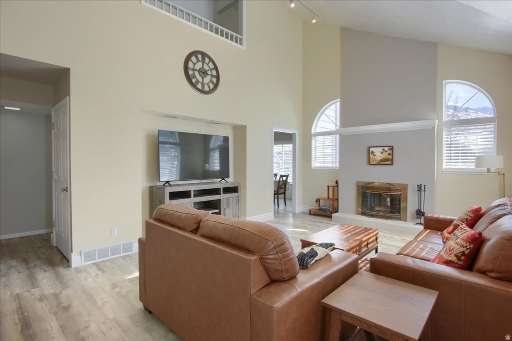 Photo of 1147 EASTRIDGE DR, Logan, UT 84321 (MLS # 2139189)