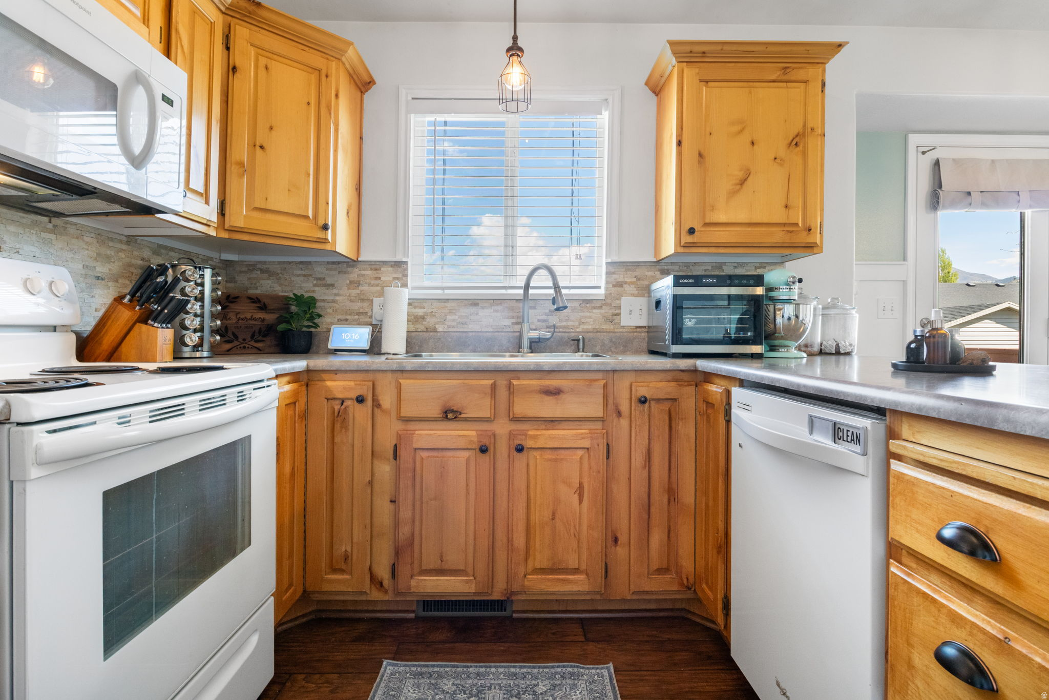 SOUTH TOWNE ESTATES SUBDIVISION - Residential