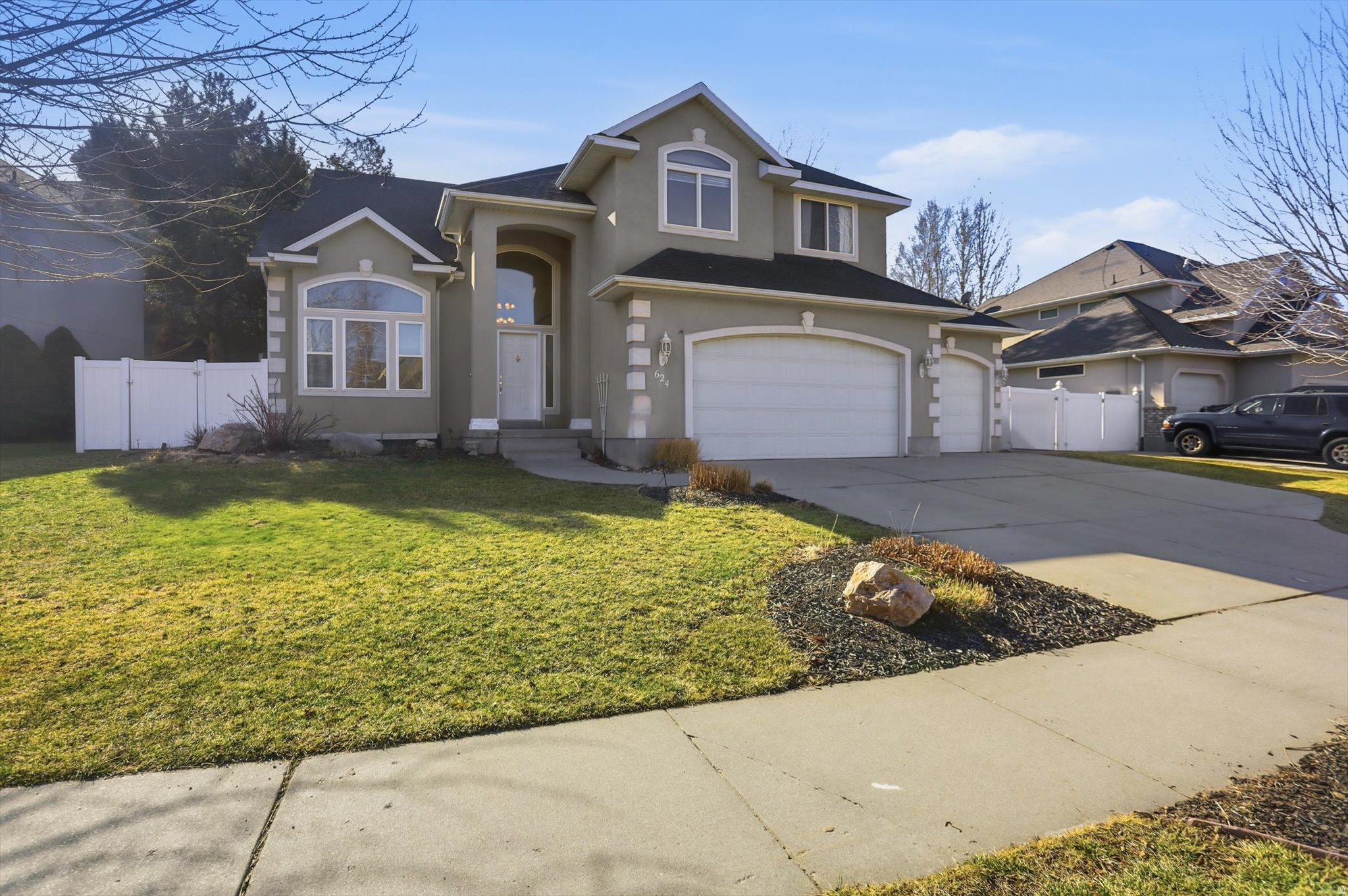 SOUTH MOUNTAIN - Residential