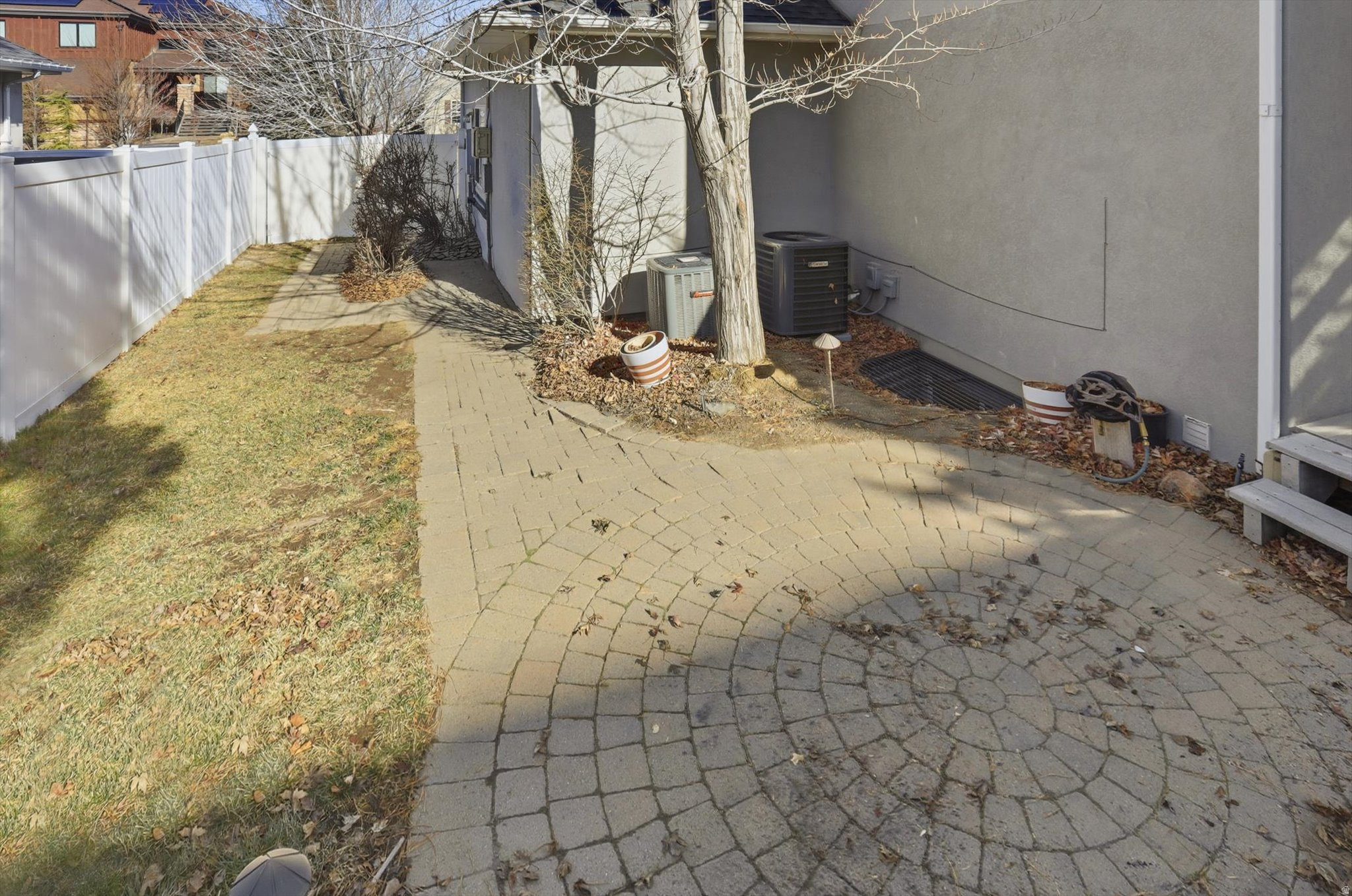 SOUTH MOUNTAIN - Residential