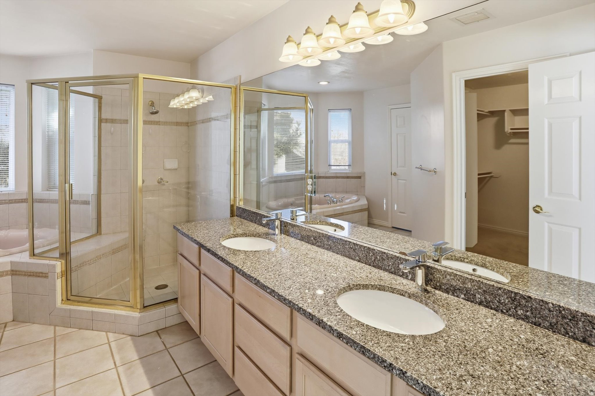 SOUTH MOUNTAIN - Residential