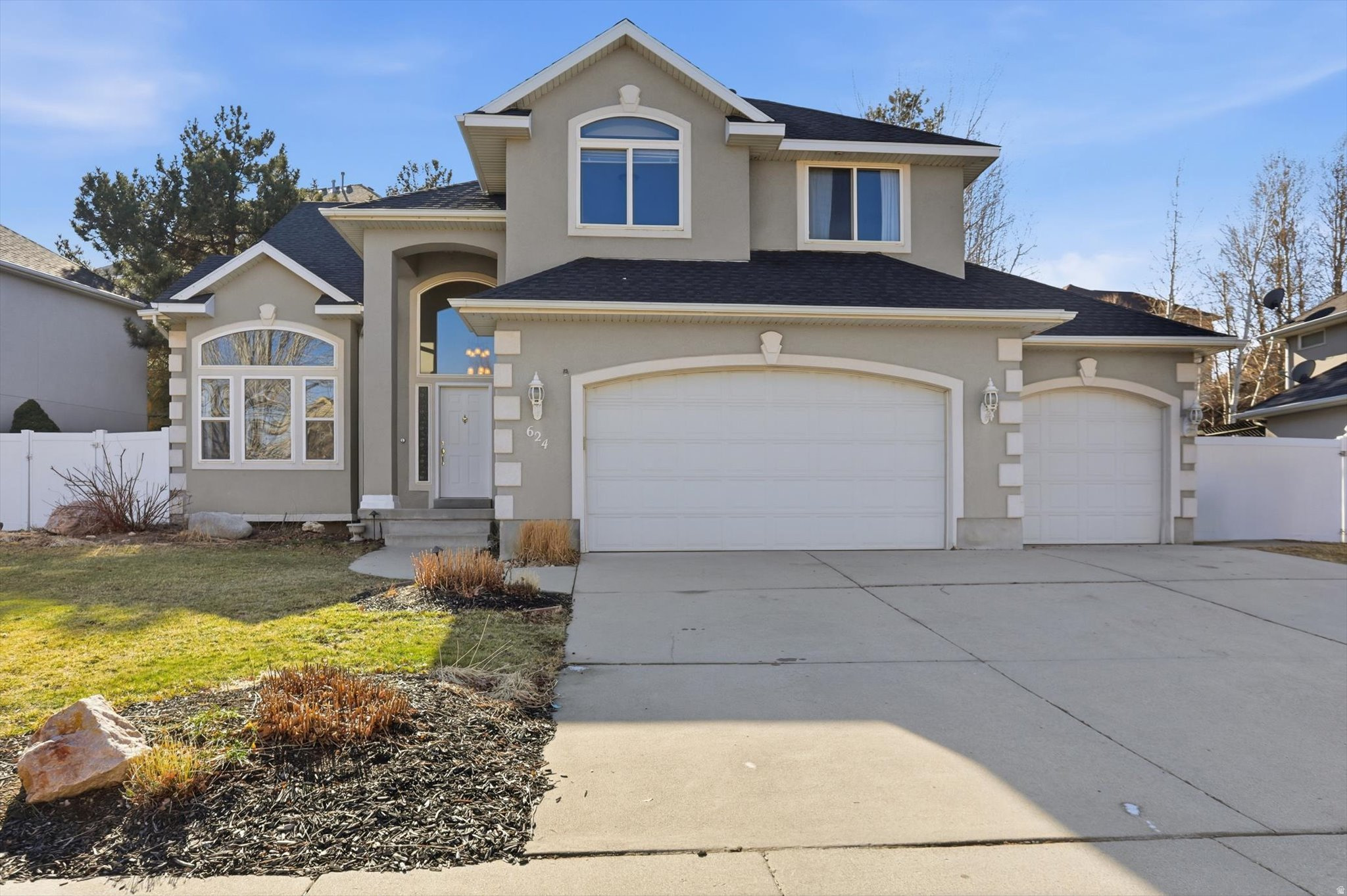 SOUTH MOUNTAIN - Residential