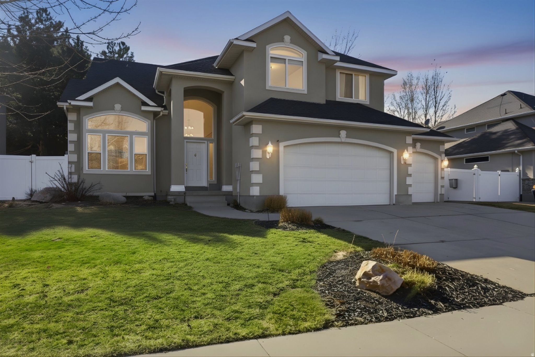 SOUTH MOUNTAIN - Residential