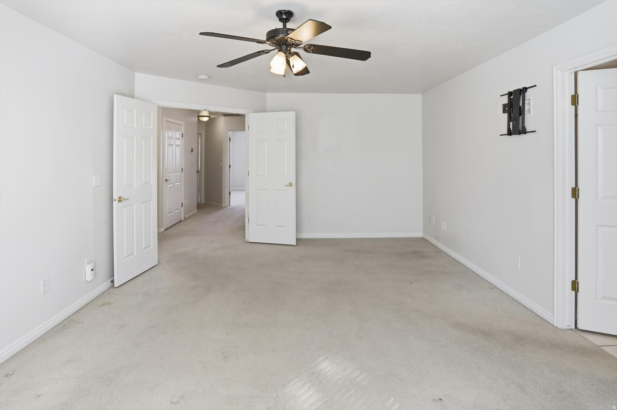 SOUTH MOUNTAIN - Residential