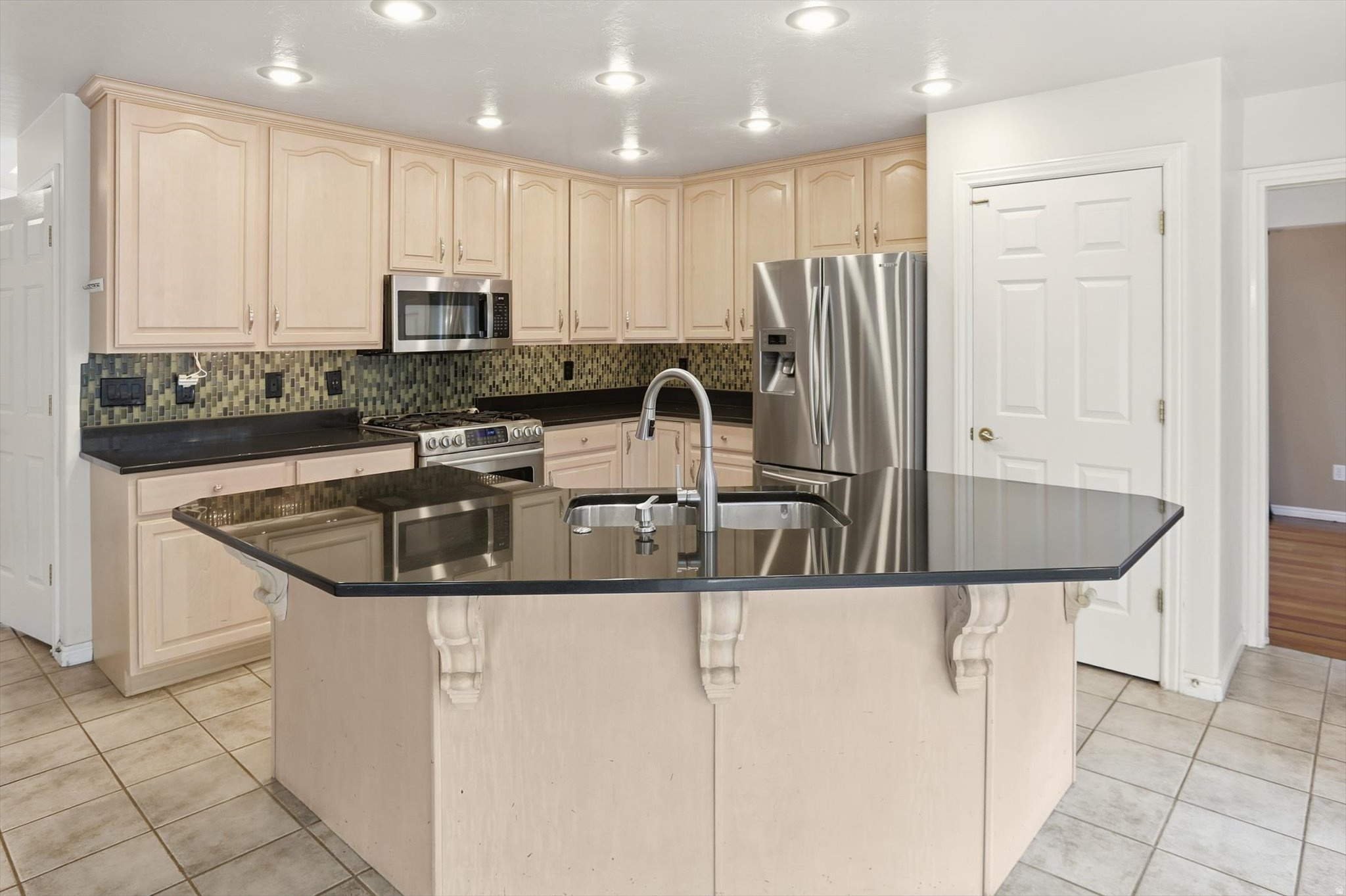 SOUTH MOUNTAIN - Residential