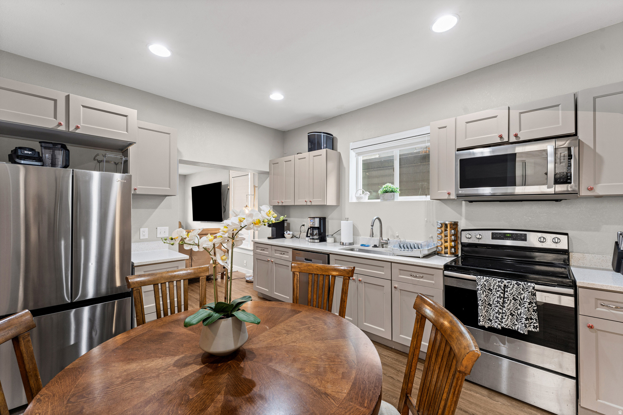 FREMONT HEIGHTS - Residential