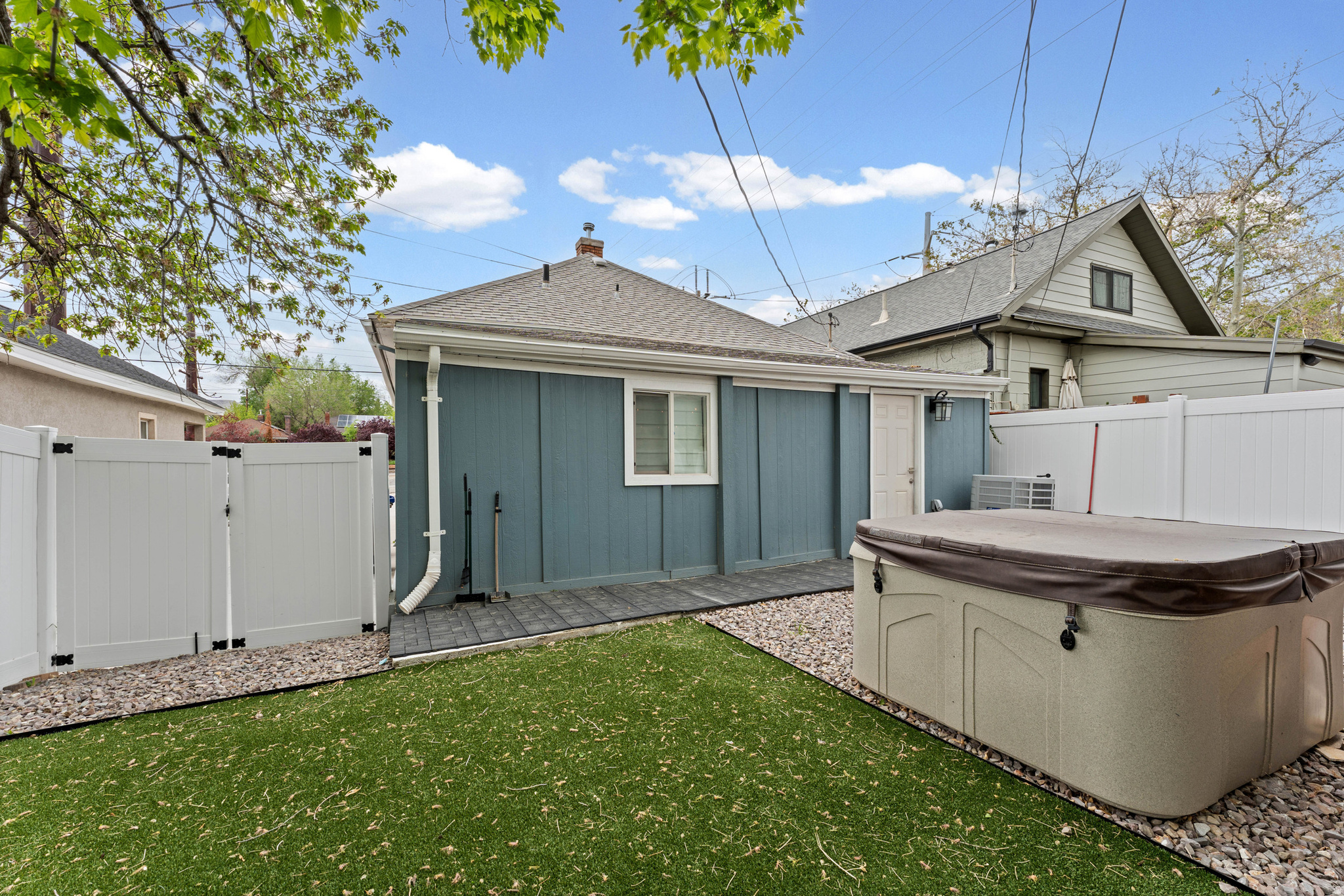 FREMONT HEIGHTS - Residential