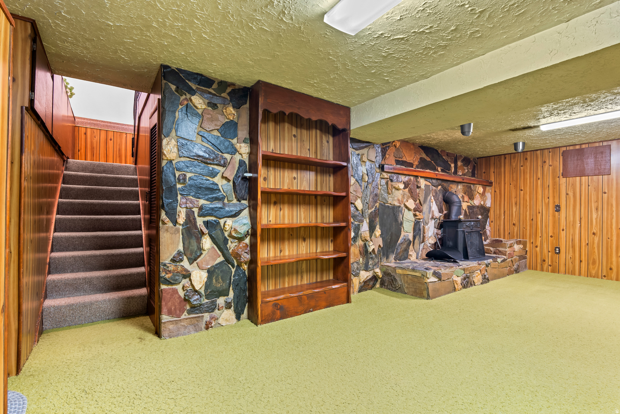 HOFFMAN HEIGHTS - Residential